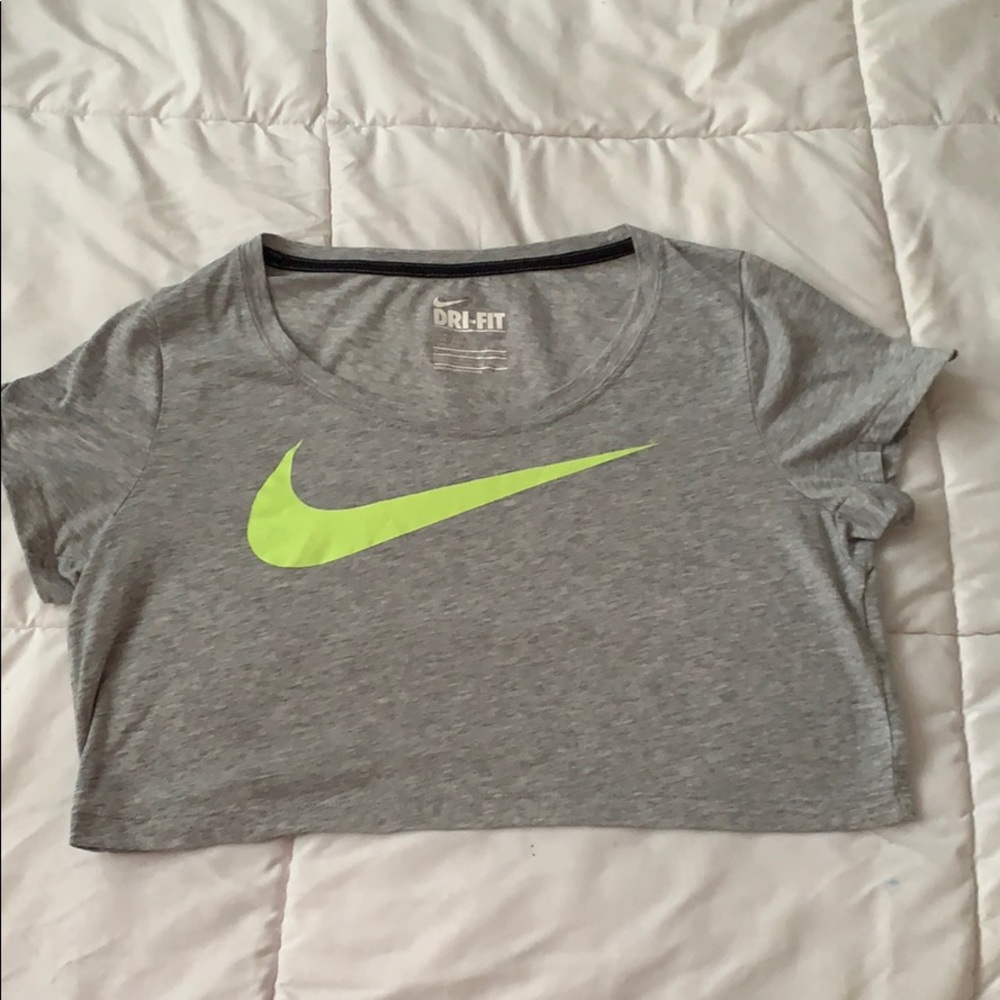 nike crop top